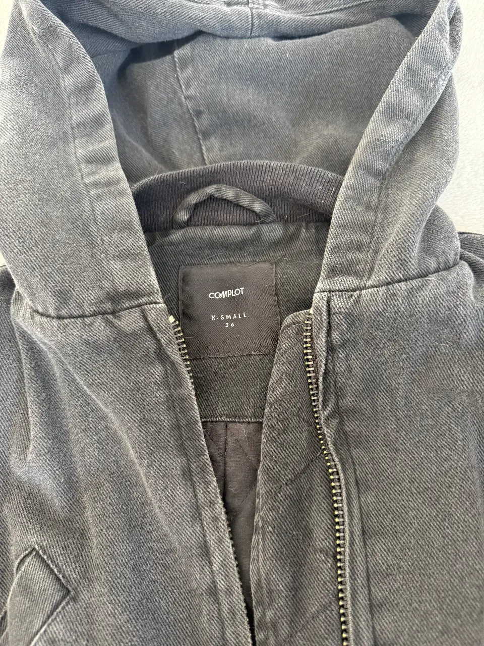 Campera Complot - Vista 3