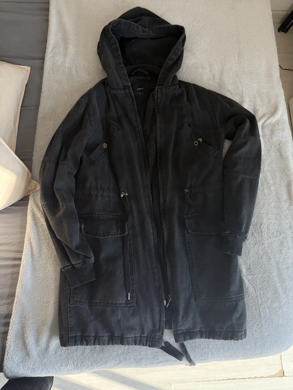 Campera Complot - Vista 2