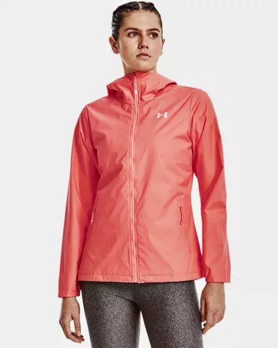 Campera rompevientos Under Armour para mujer, color coral, con capucha y cierre. Ideal para running y actividades deportivas. Talle SM.