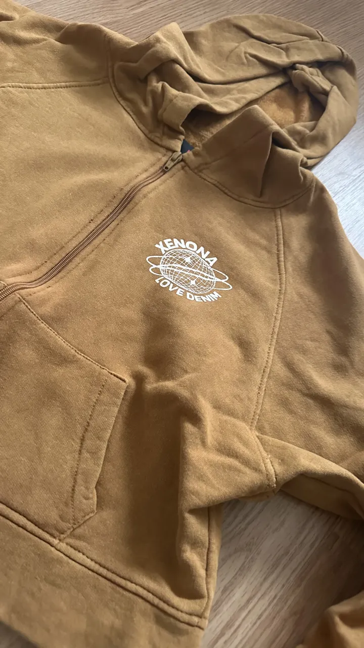 Buzo Sin marca conocida - Vista 3