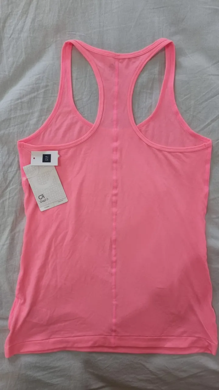 Musculosa GAP - Vista 2