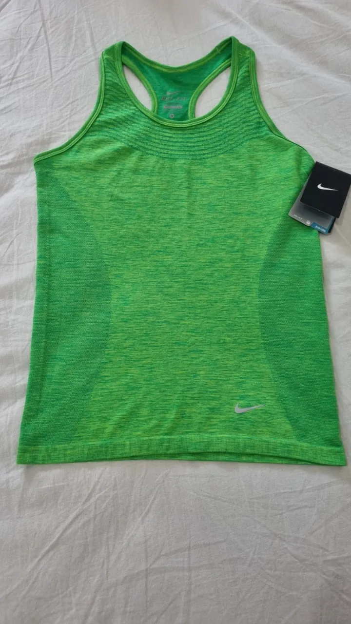 Musculosa Nike - Vista 2