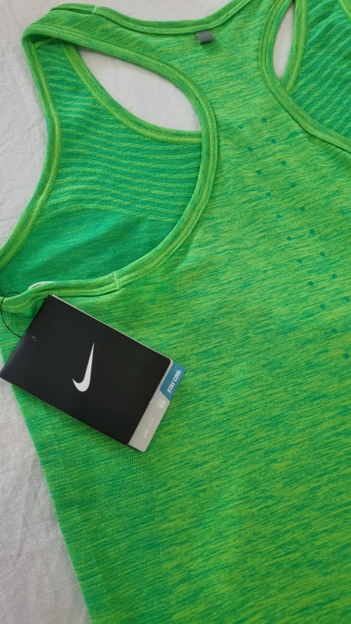 Musculosa Nike - Vista 4
