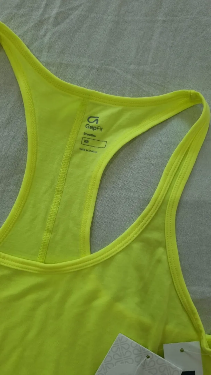 Musculosa GAP - Vista 3