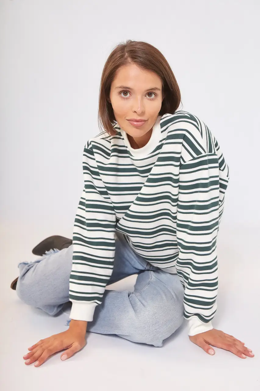 Buzo Amira zacarias - Vista 4