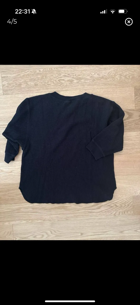 Buzo Uniqlo - Vista 3
