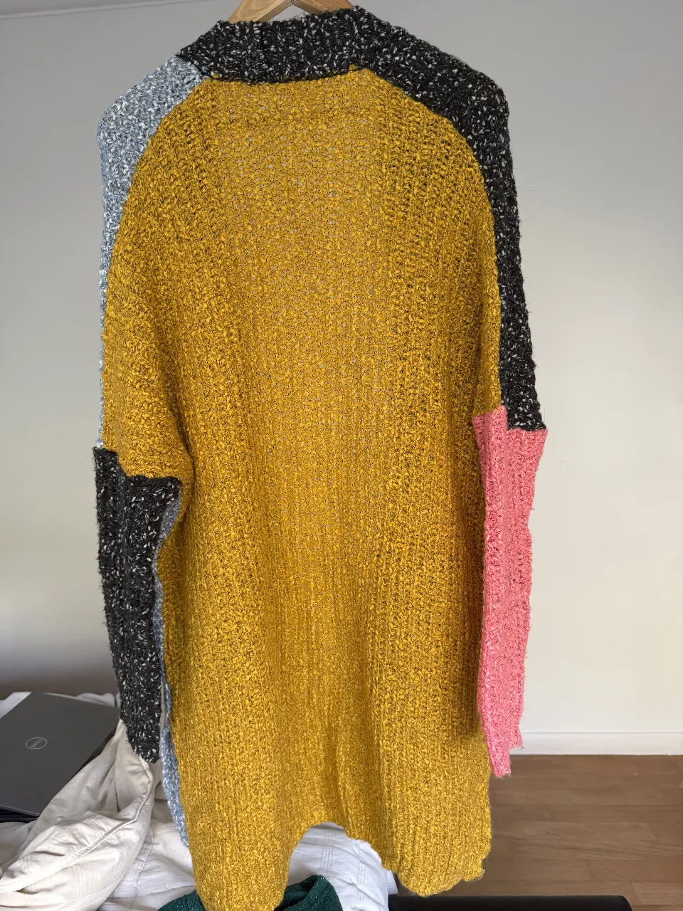Cardigan Monica alvarez - Vista 3