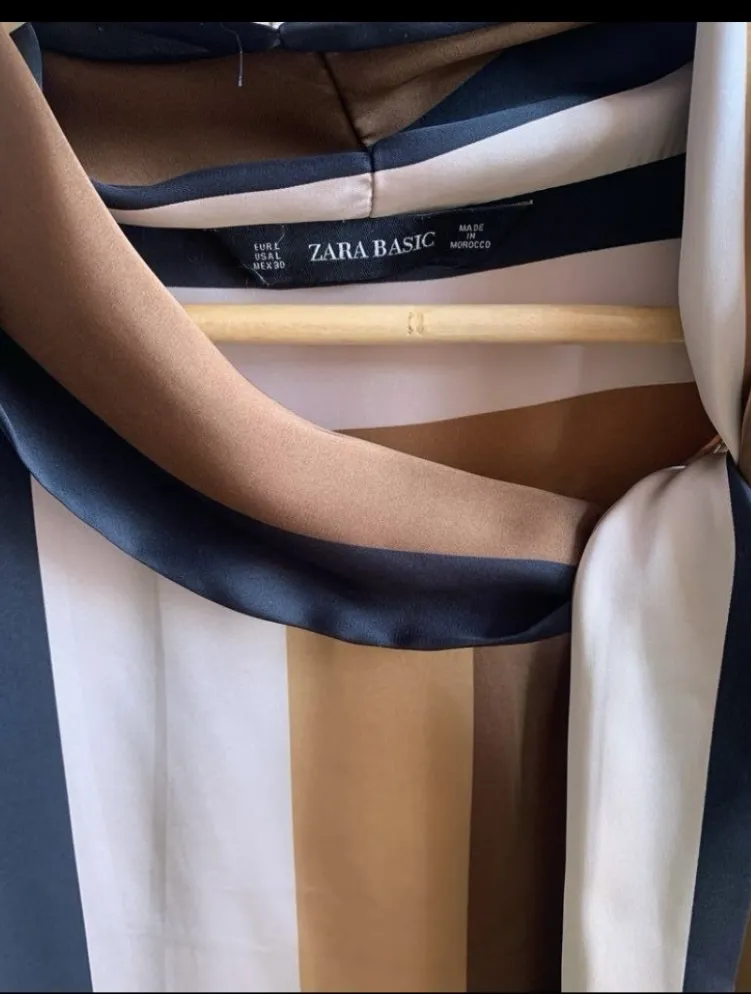 Blusa Zara Basic - Vista 2