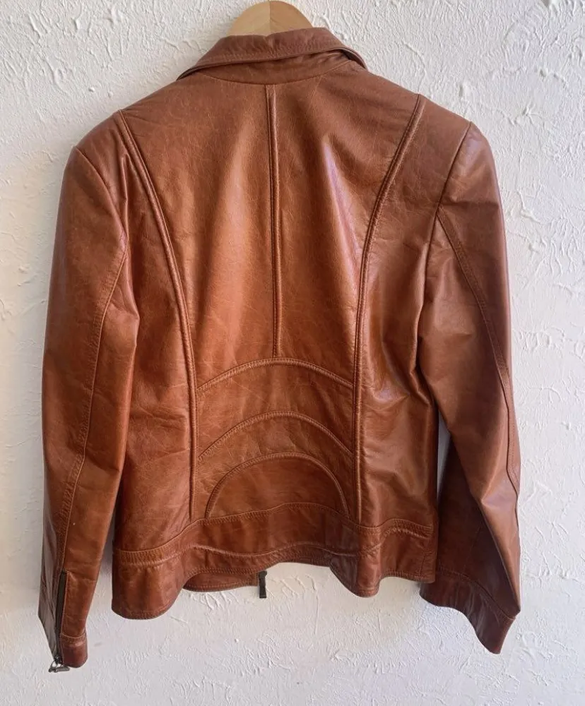 Campera A ≠ - Vista 5