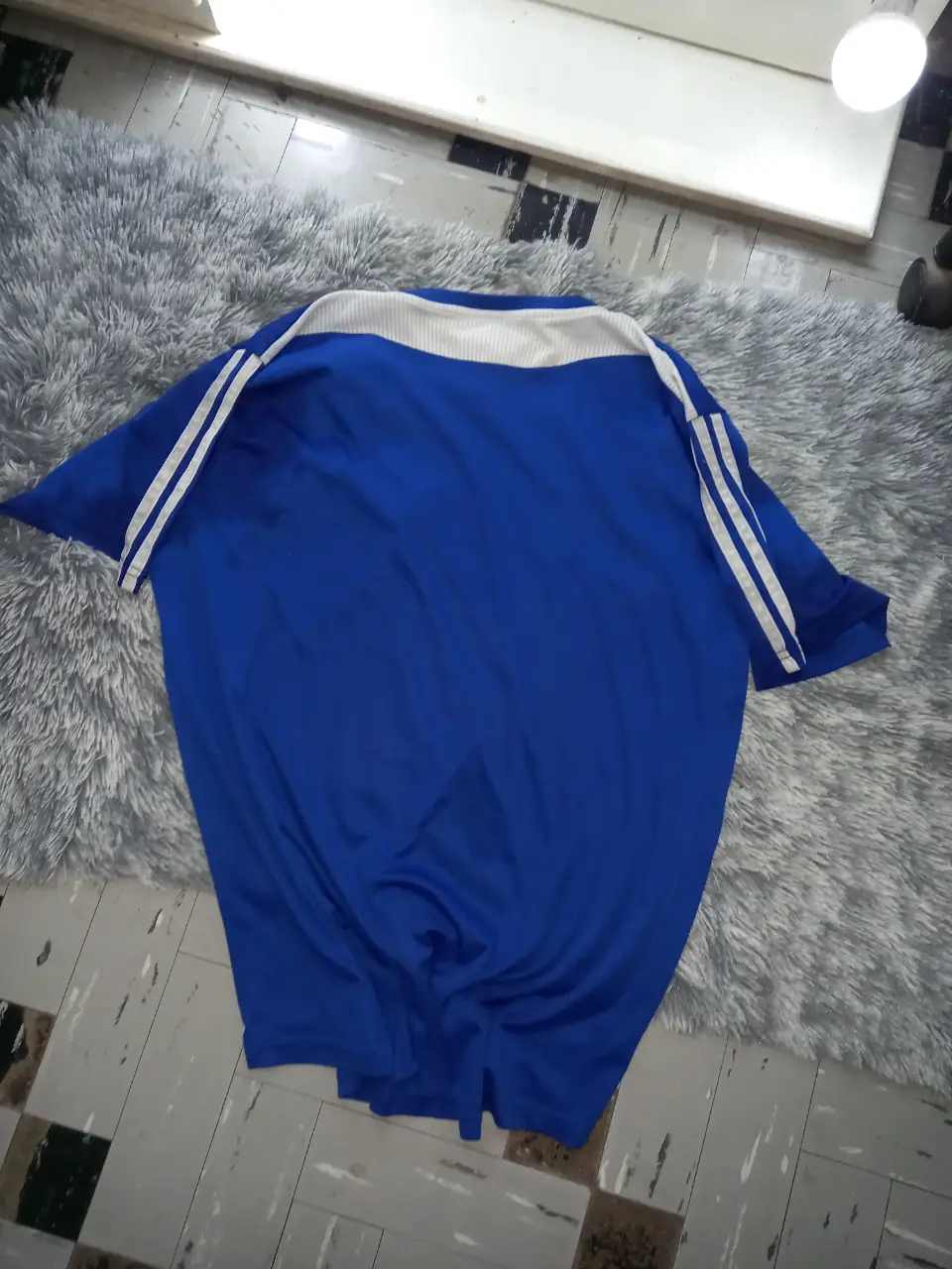 Camiseta adidas - Vista 2