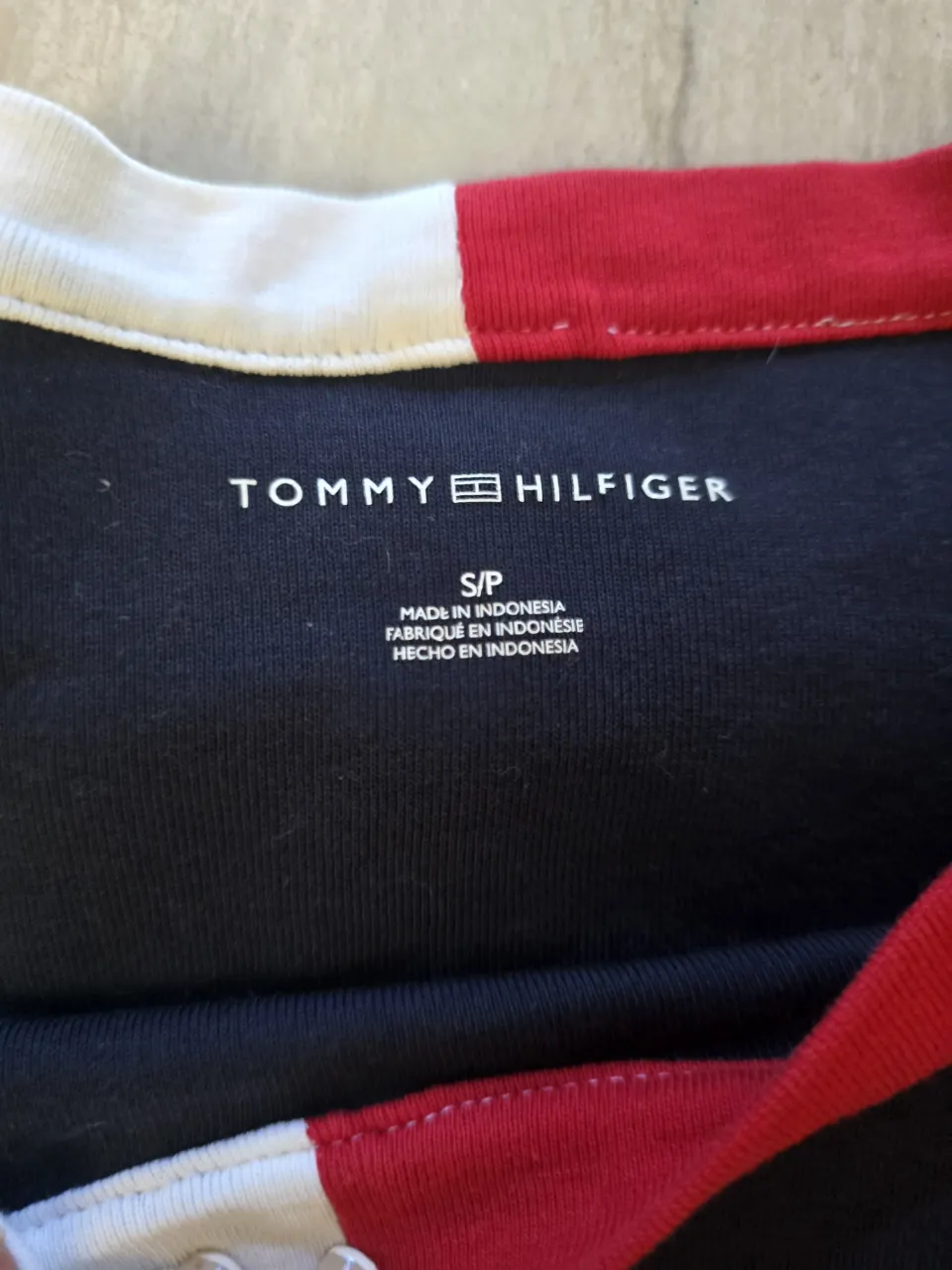 Remera Tommy Hilfiger - Vista 2