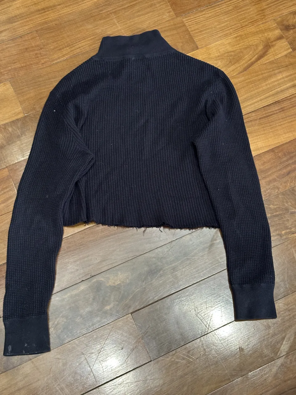 Remera COS - Vista 2