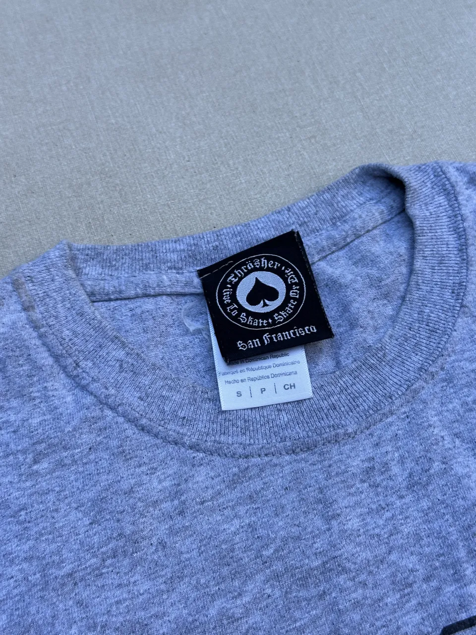 Remera Thrasher - Vista 2