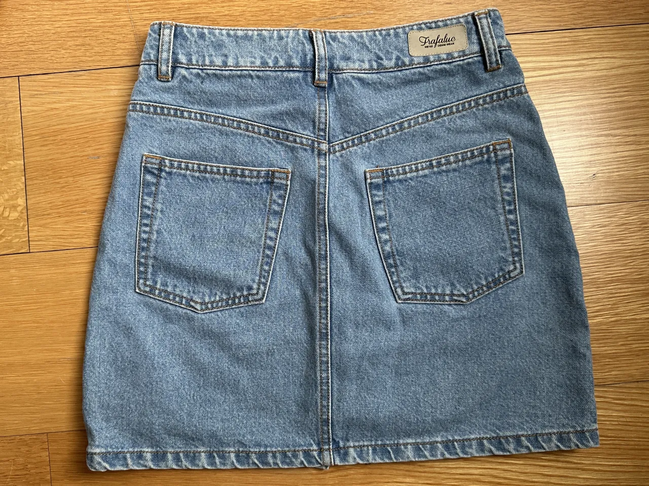 Minifalda Zara Trafaluc - Vista 2