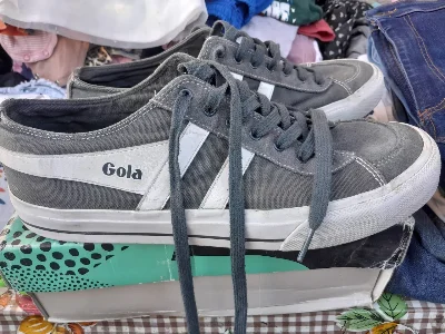 Gola