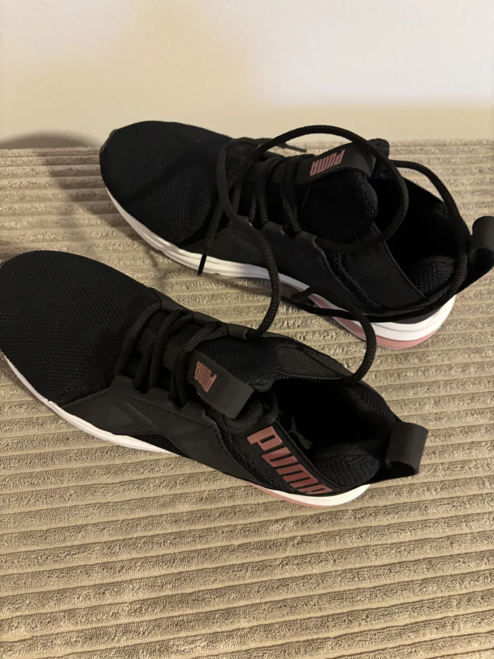 Zapatillas Puma - Vista 2