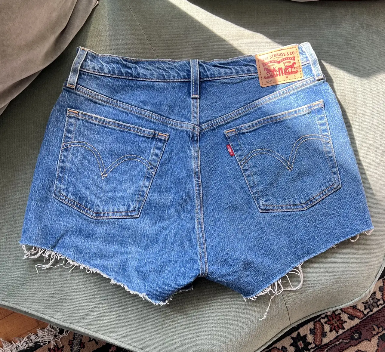 Short Levi's - Vista 2