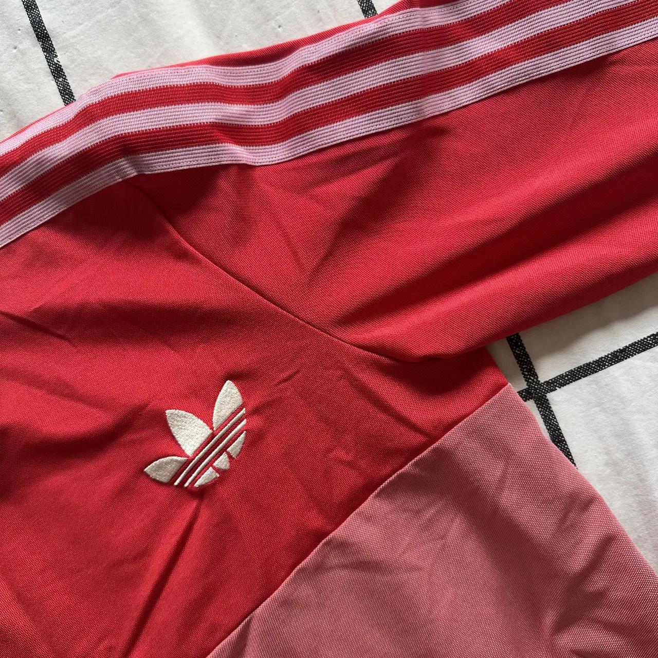 Remera adidas - Vista 4