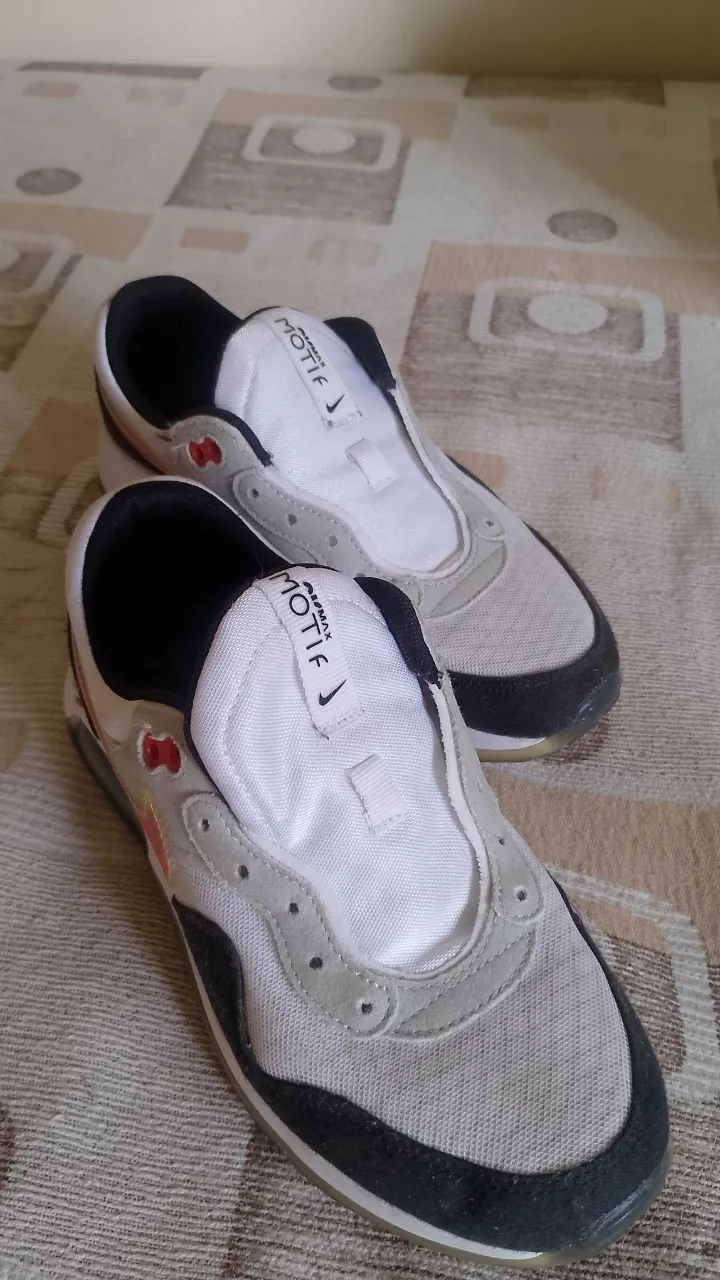 Zapatillas Nike - Vista 4