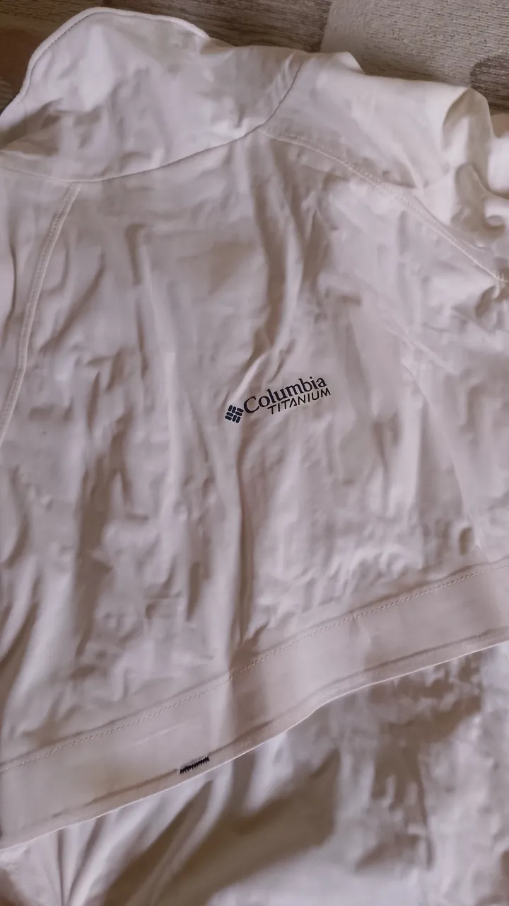 Campera Columbia - Vista 4