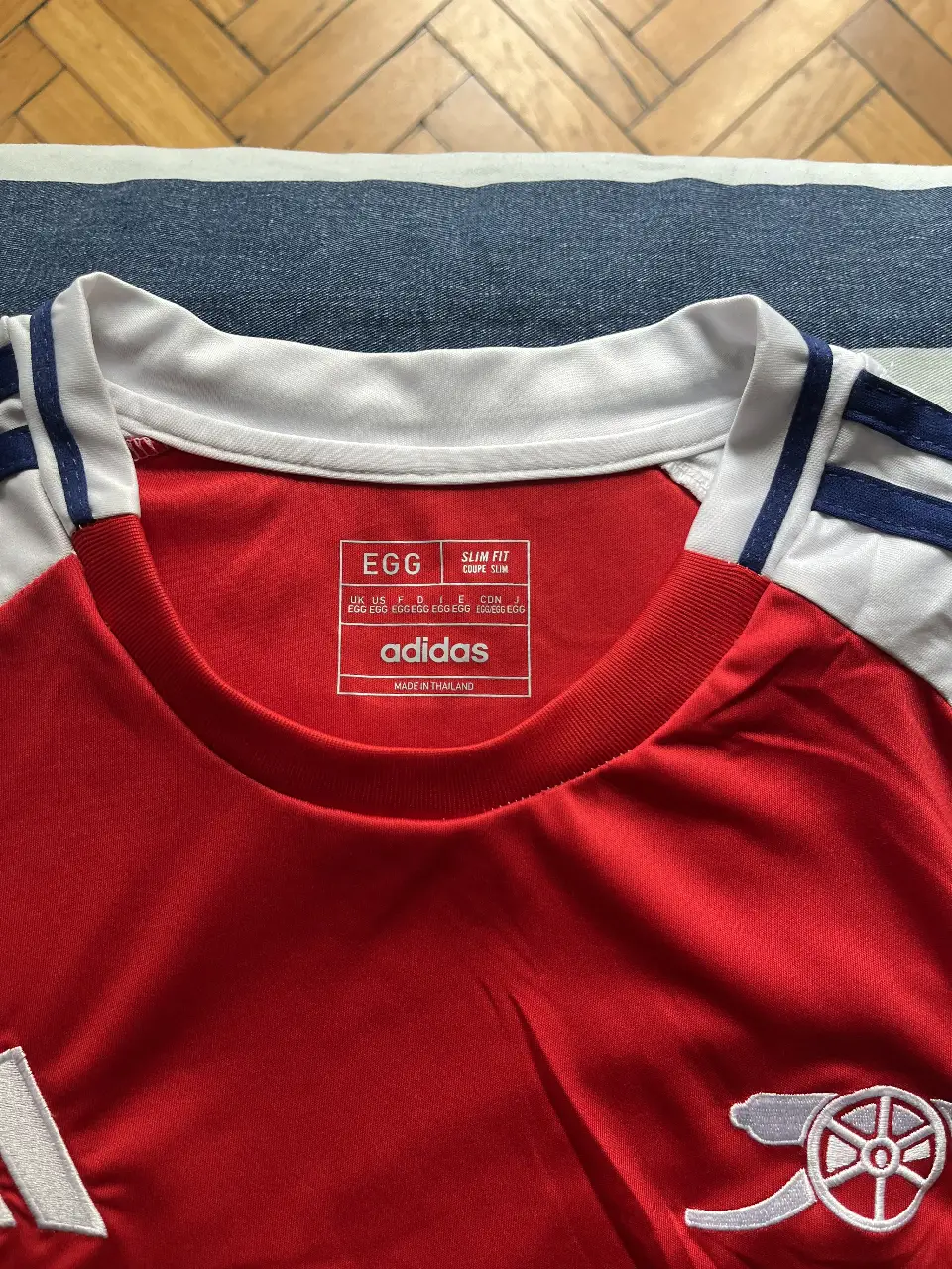 Camiseta adidas - Vista 2