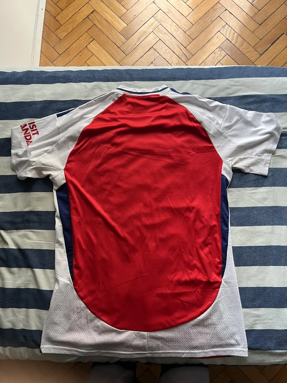 Camiseta adidas - Vista 3