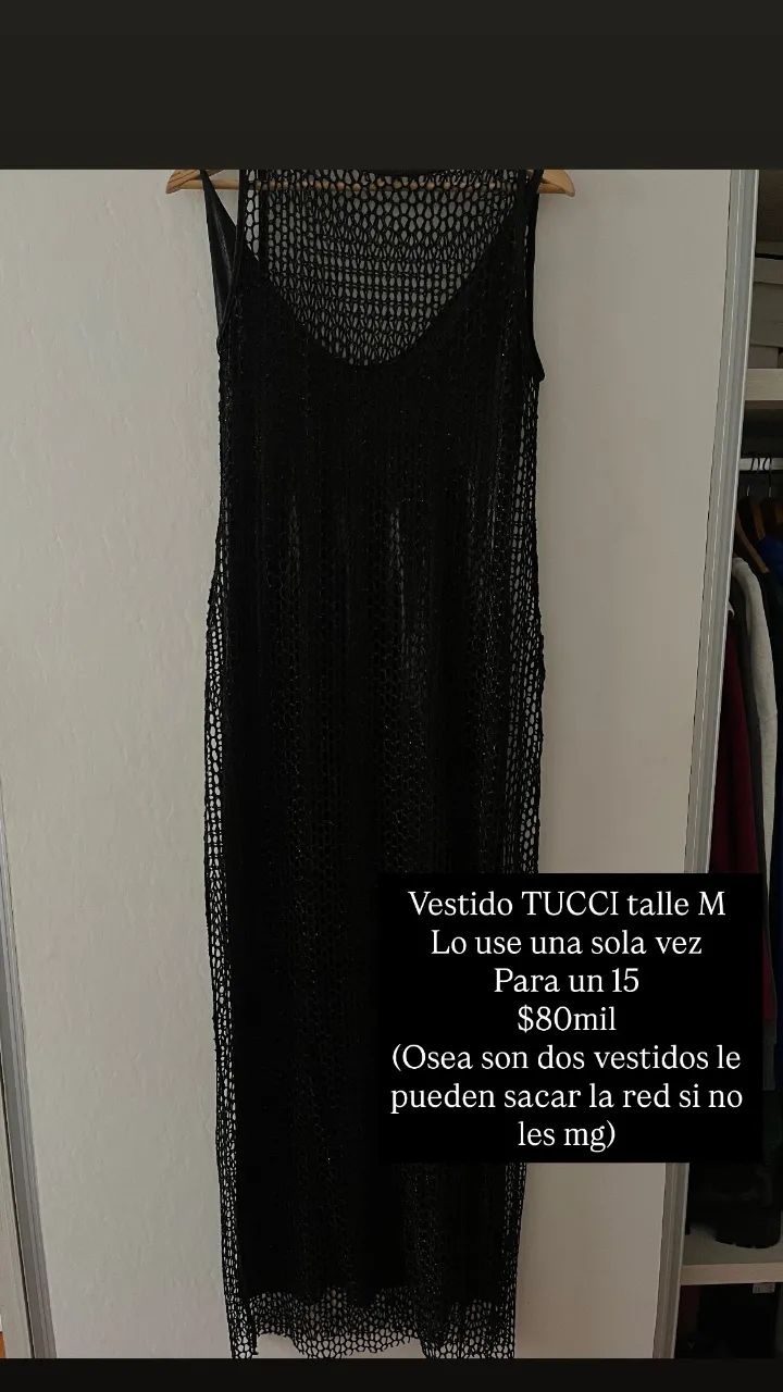 Vestido TUCCI talle M, usado una sola vez. Es un vestido de red, ideal para usar sobre otro vestido o como salida de playa. Se pueden sacar los dos vestidos y usar la red por separado.