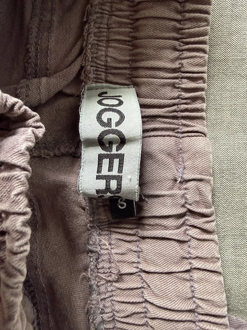 Pantalón Joggers - Vista 2