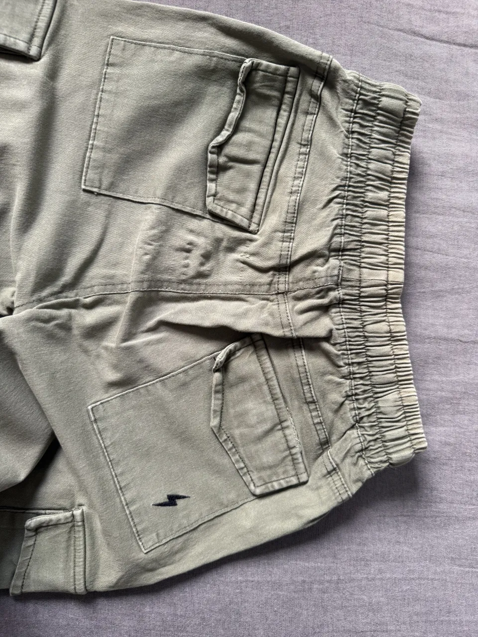 Pantalón Joggers - Vista 2