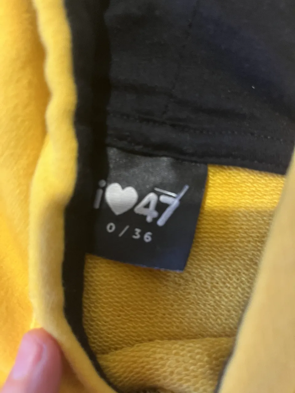 Buzo i ♥ 47 - Vista 3