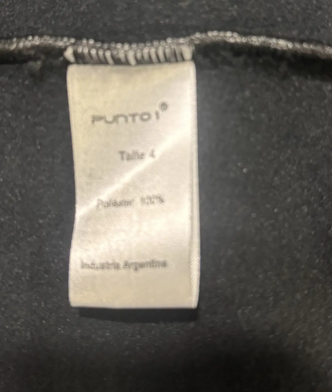 Campera Punto 1 - Vista 3