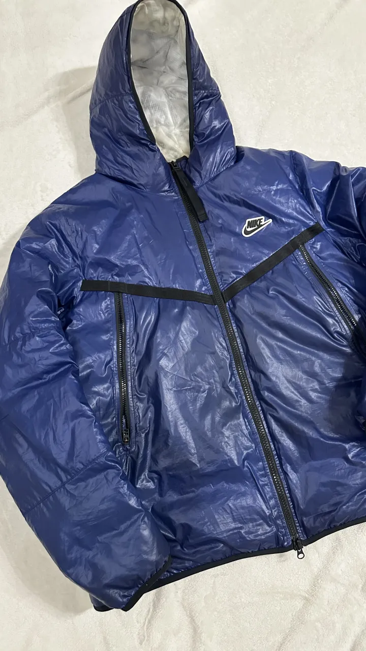 Campera Nike - Vista 2