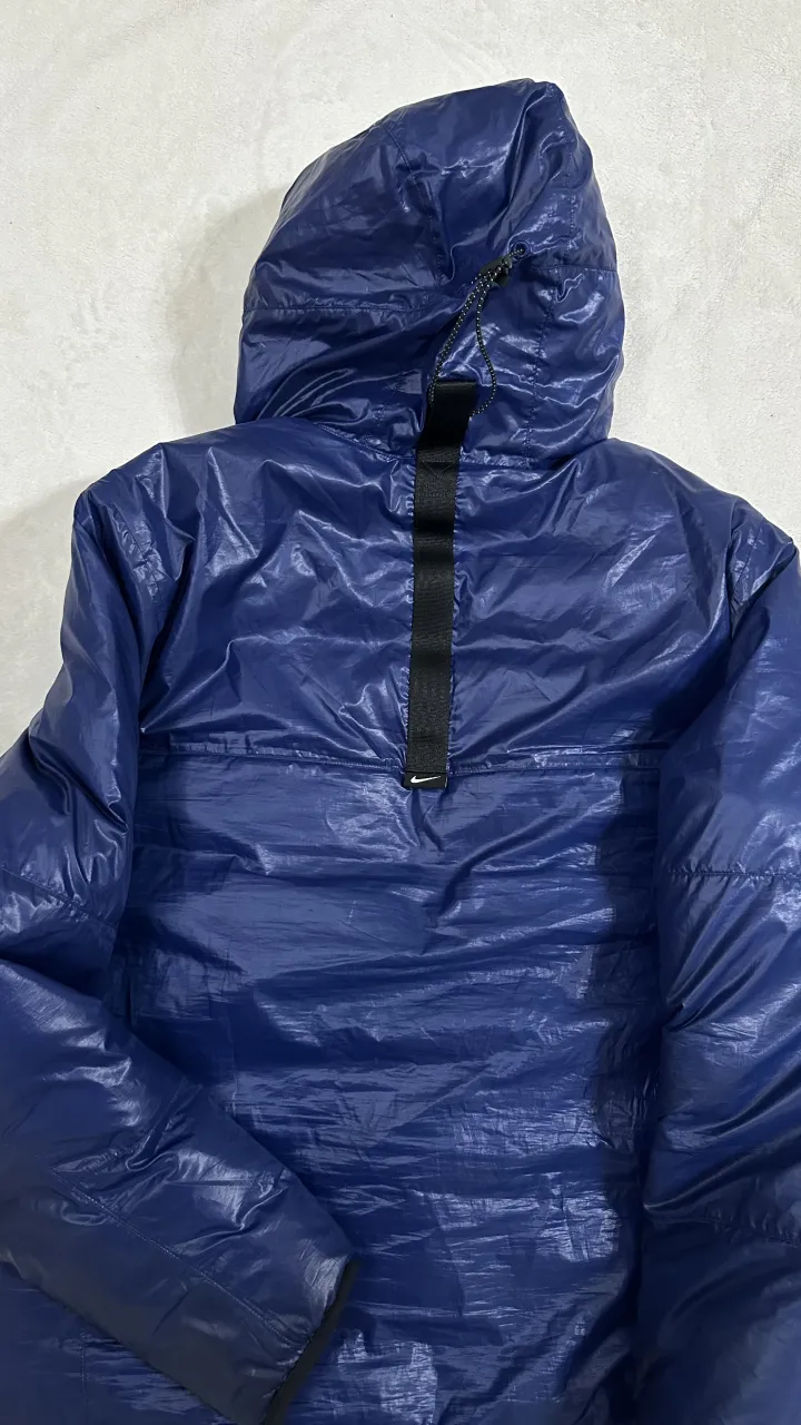 Campera Nike - Vista 3