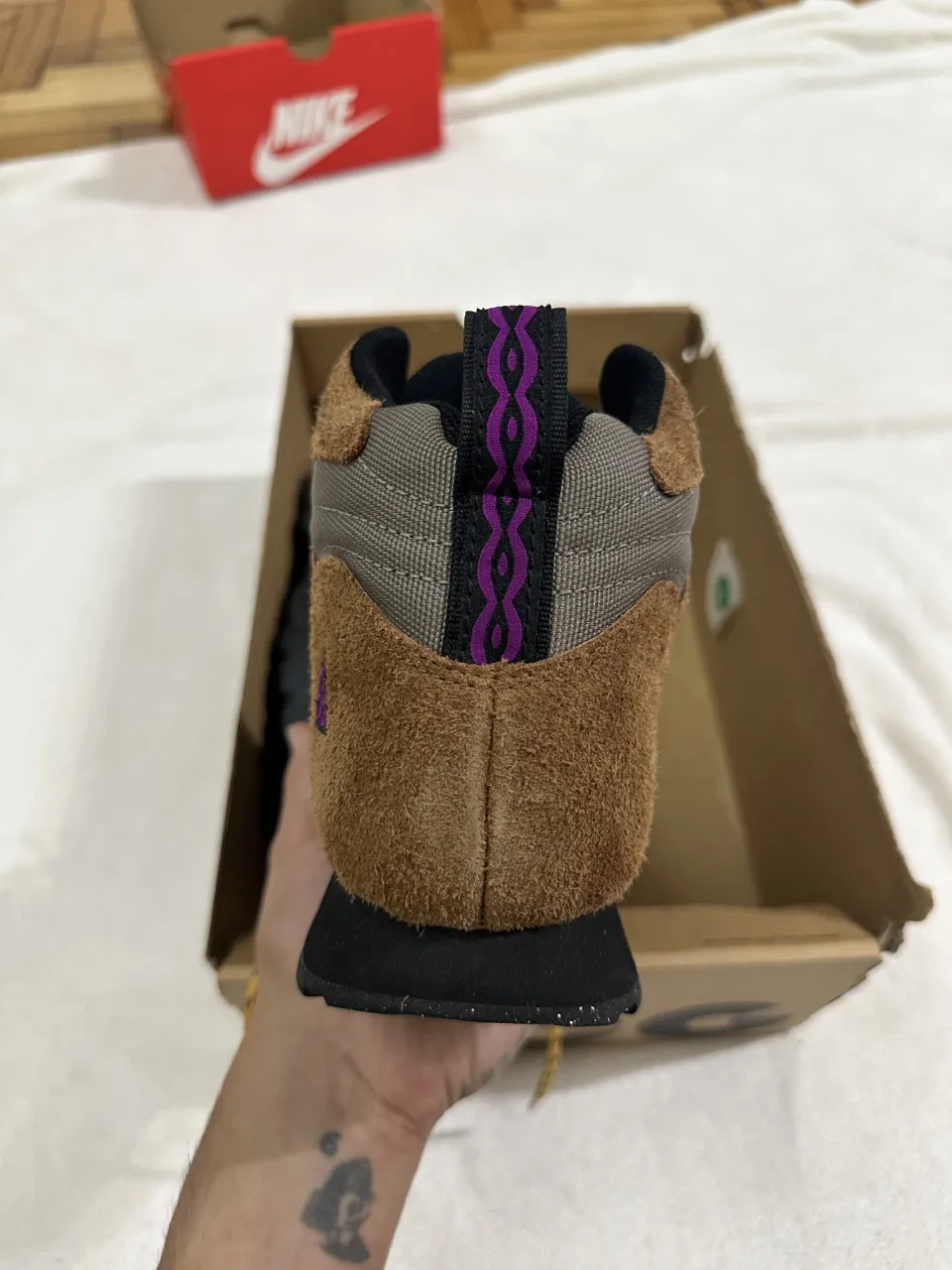 Botas Nike - Vista 3