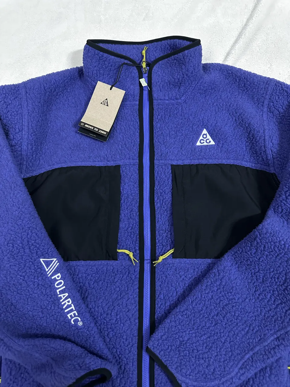 Campera Nike - Vista 4