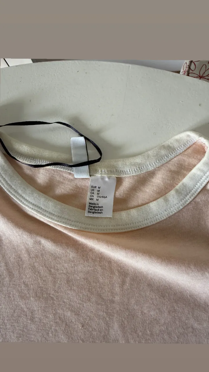 Remera H&M - Vista 2