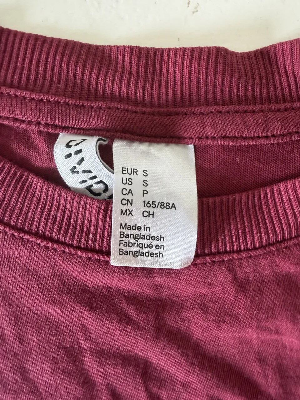 Remera H&M - Vista 2