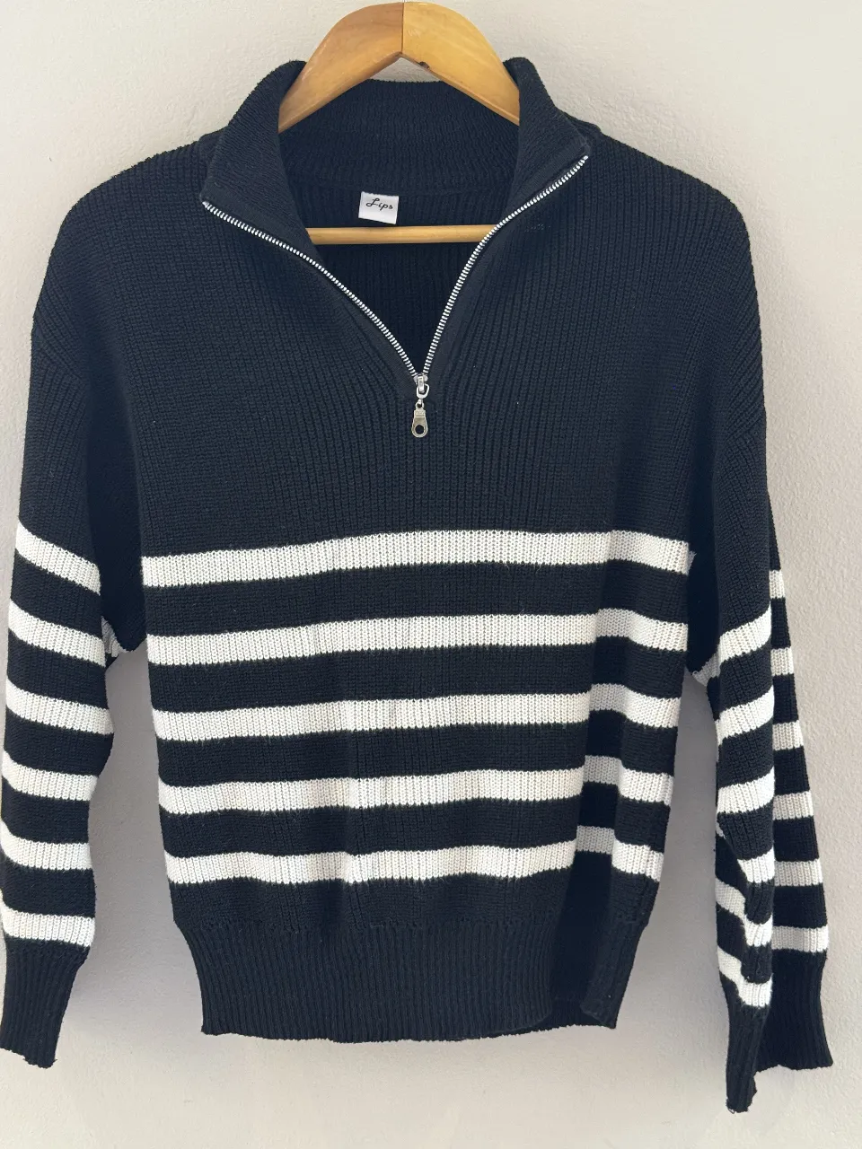 Sweater Lips - Vista 5