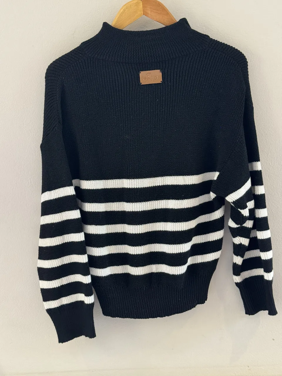 Sweater Lips - Vista 2