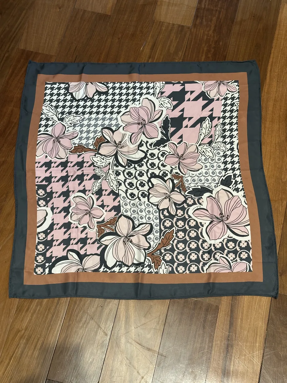 Pañuelo Maria paz - Vista 2