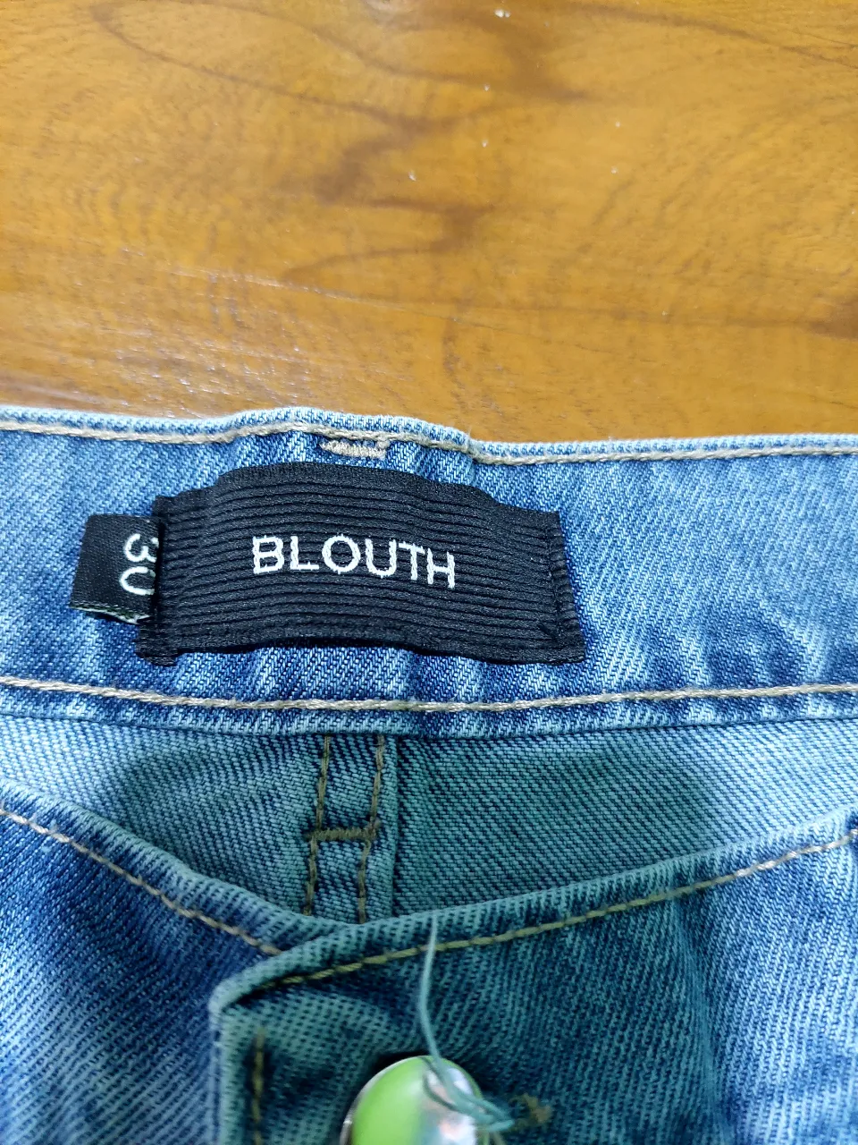 Jean Blouth - Vista 4