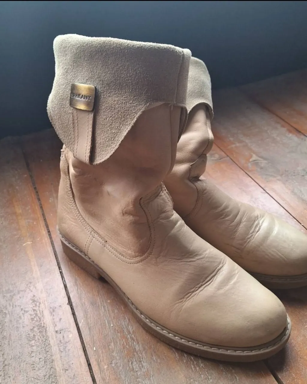 Botas Sarkany - Vista 2