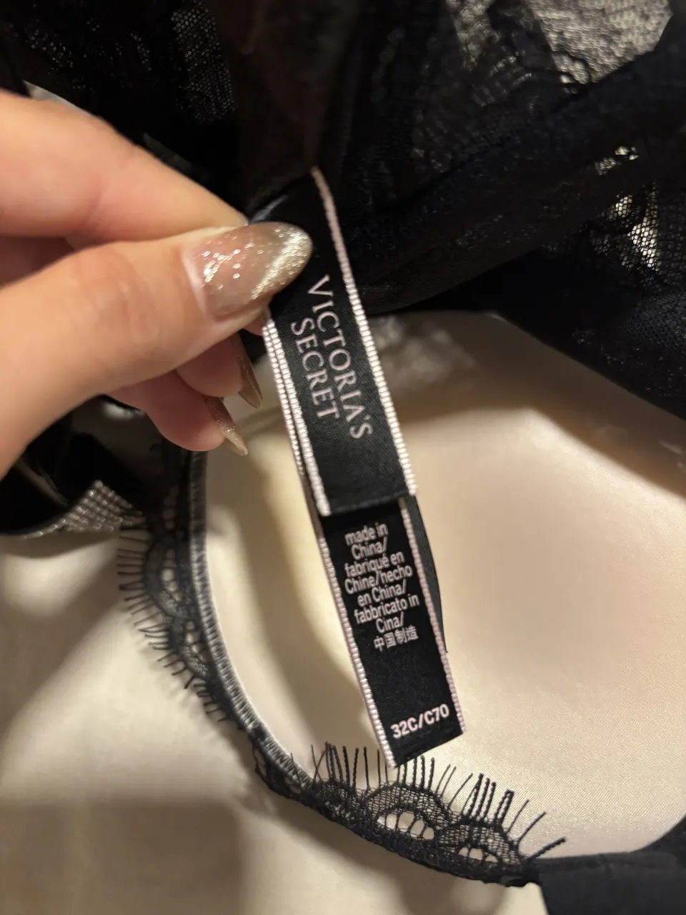 Top Victoria's Secret - Vista 3