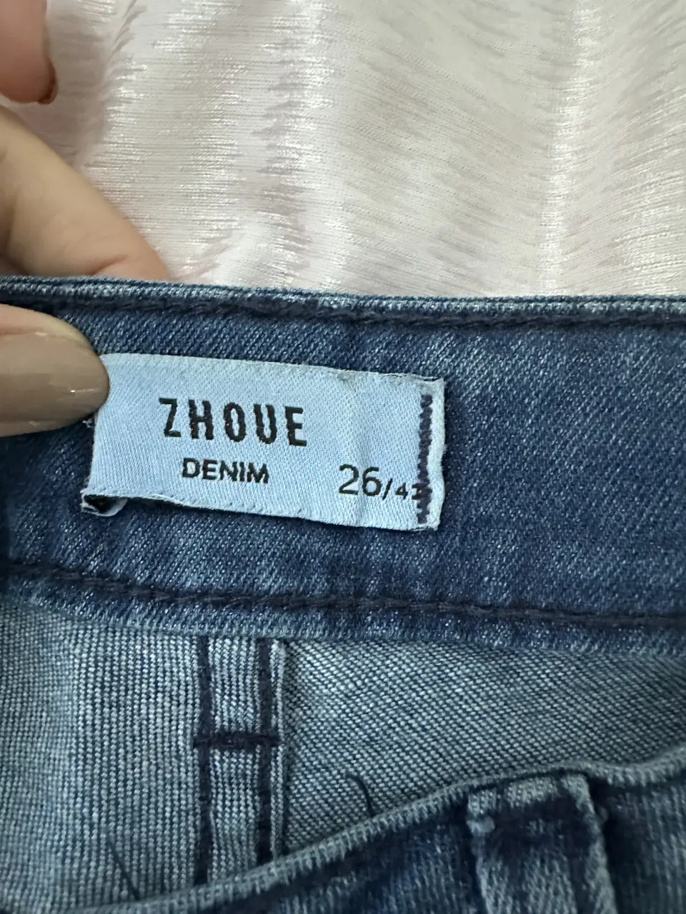 Jean Zhoue - Vista 4