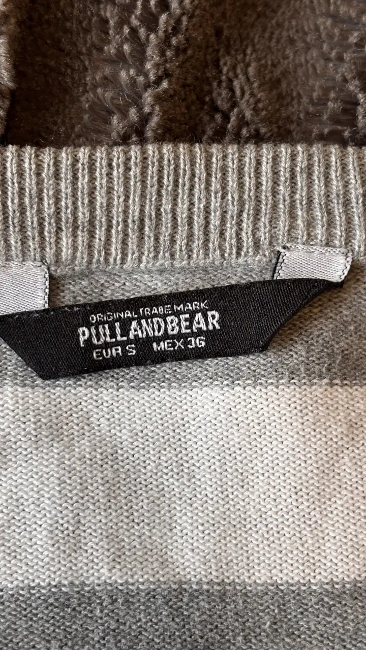 Sweater PULL&BEAR - Vista 4