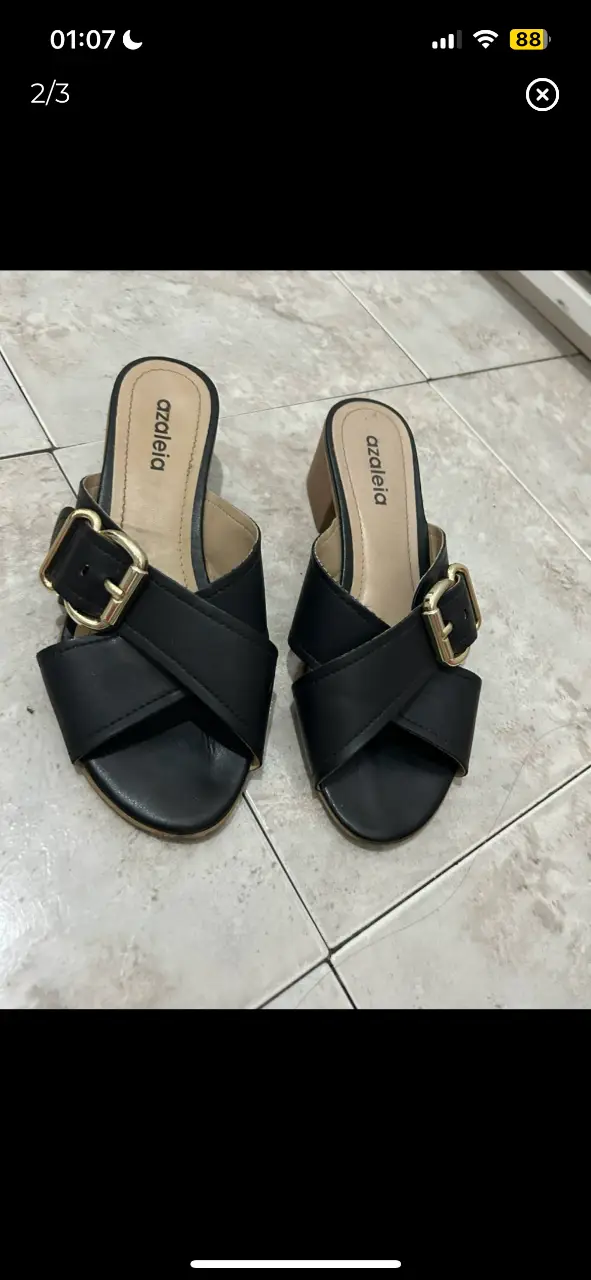 sandalias negras azaleia talle 39. perfecto estado, dos usos. plantilla 25cm y taco 5cm 