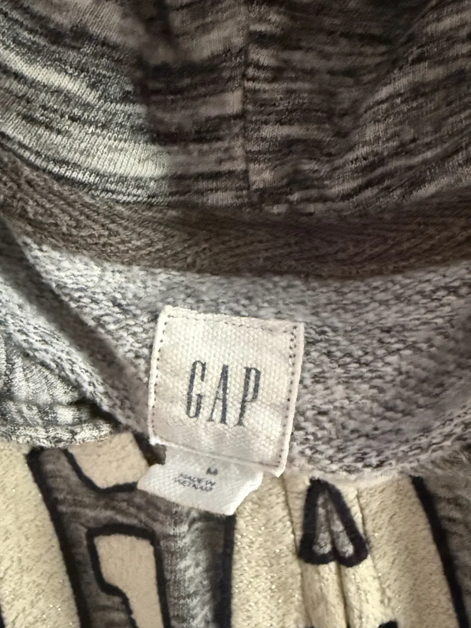 Buzo GAP - Vista 3