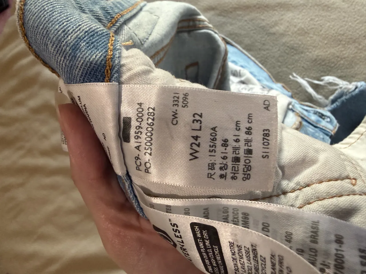 Jean Levi's - Vista 6