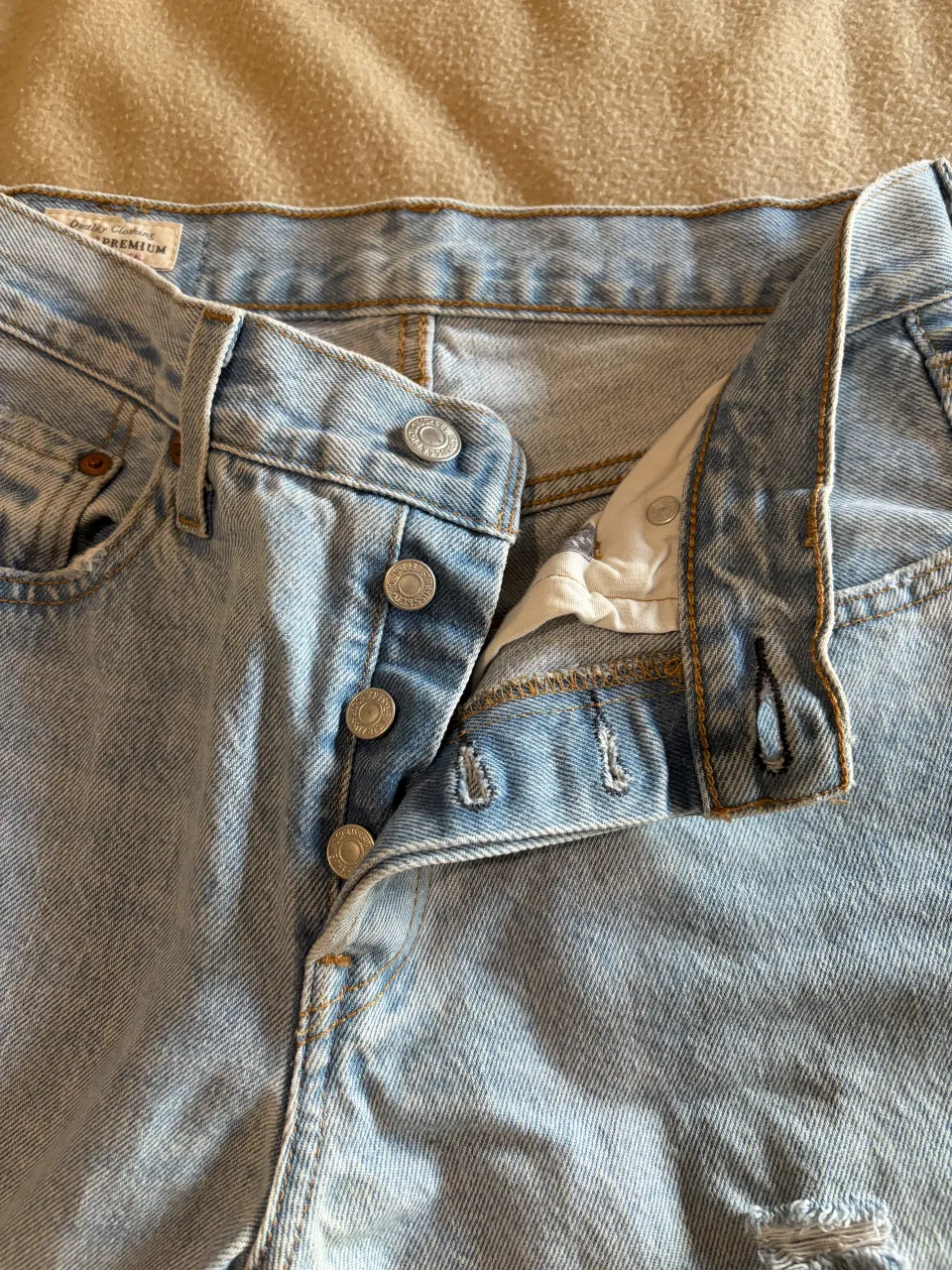 Jean Levi's - Vista 4