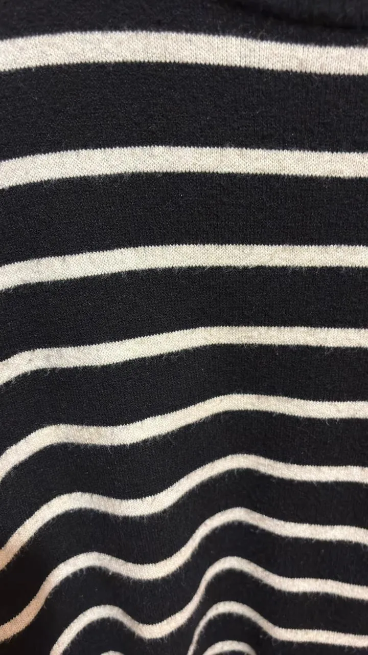 Sweater Sin marca. - Vista 2